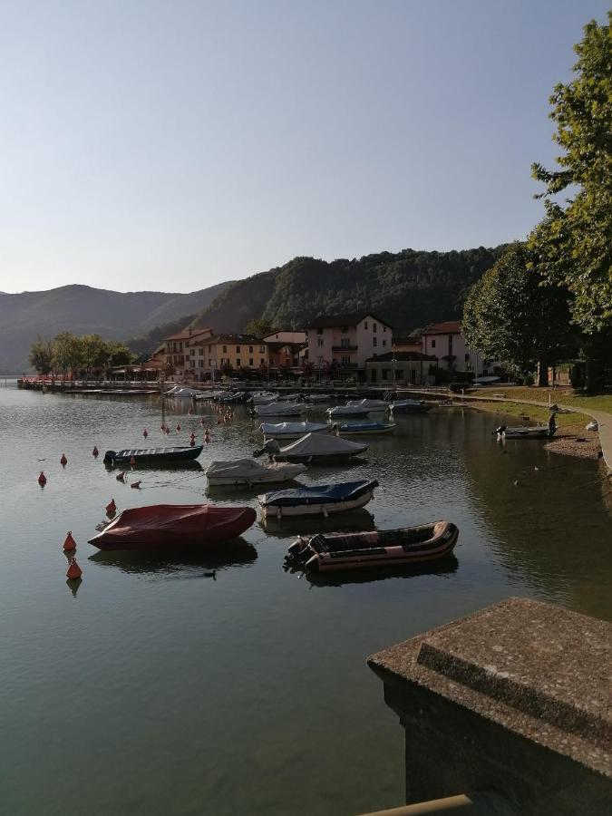 Vila Casa Tiziana Lavena Ponte Tresa Exteriér fotografie